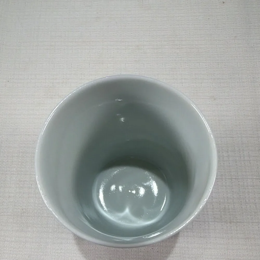Vintage Japanese Arita Ware Blue Ombre Yunomi Tea Cup Signed 3” x 2”